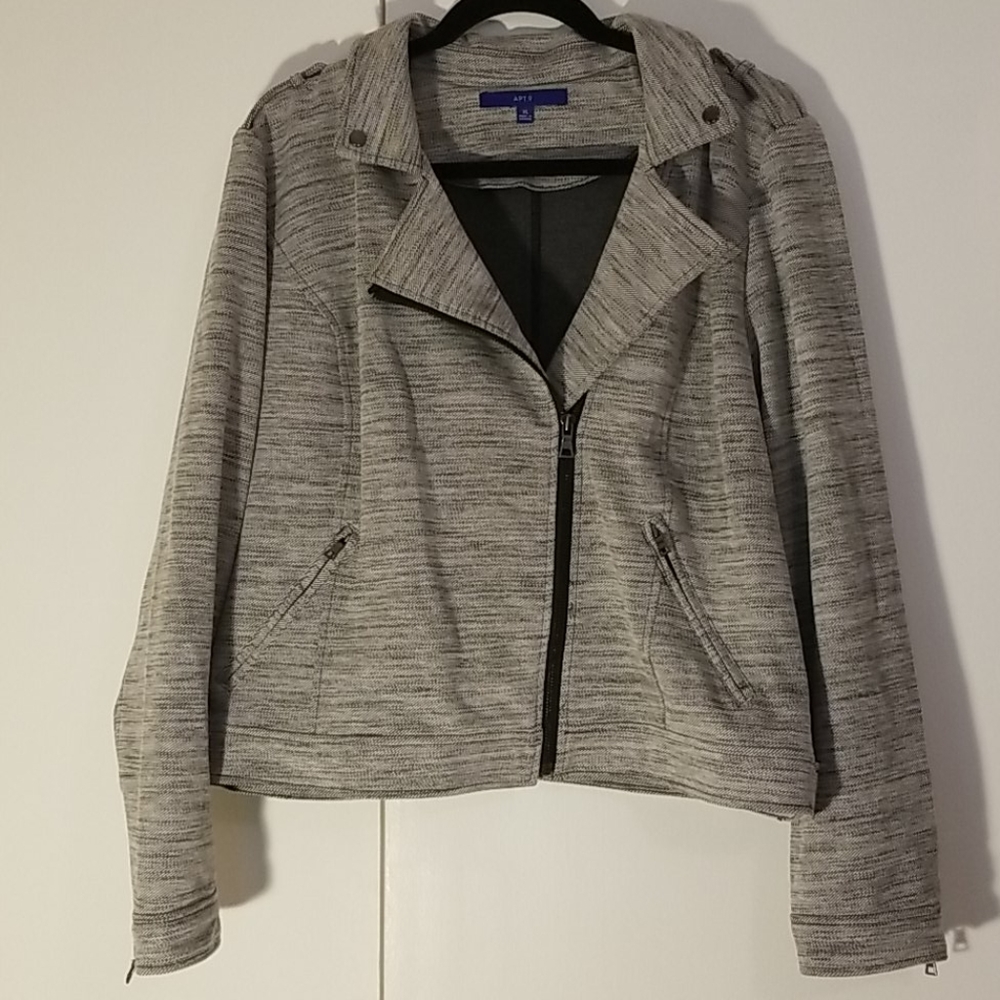 Black and Gray blazer